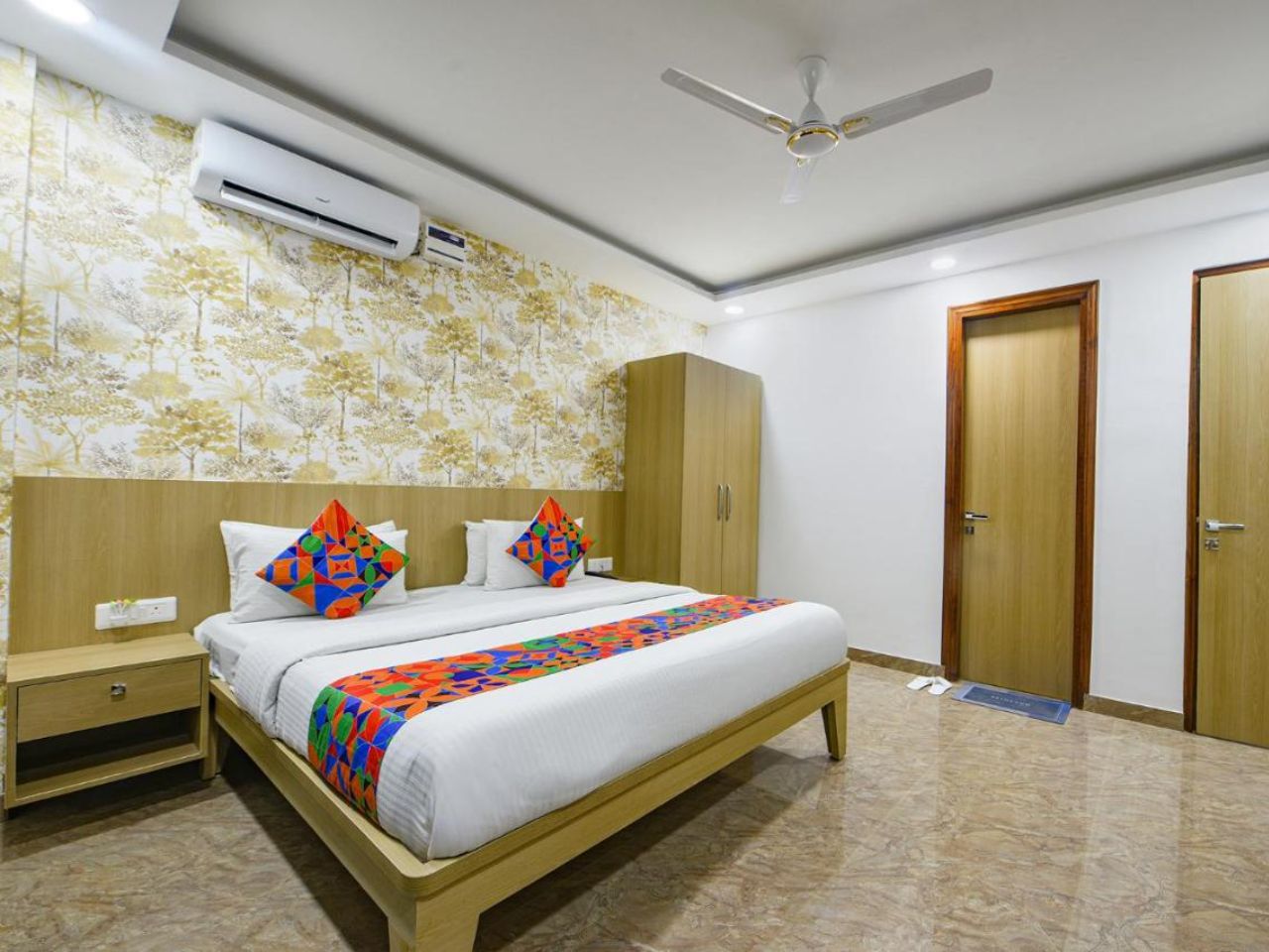 Luxe 8 Stayz Service Apartments in Gurgaon