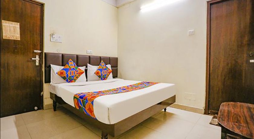 Hotel Kanha Classic in Kanpur