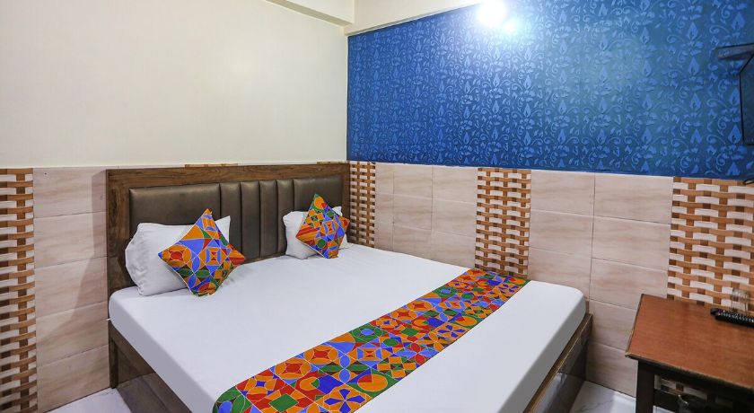 Hotel Kanha Dham in Kanpur