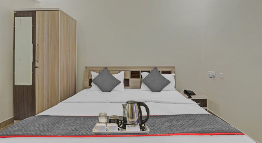 Hotel PS Palace in Lucknow