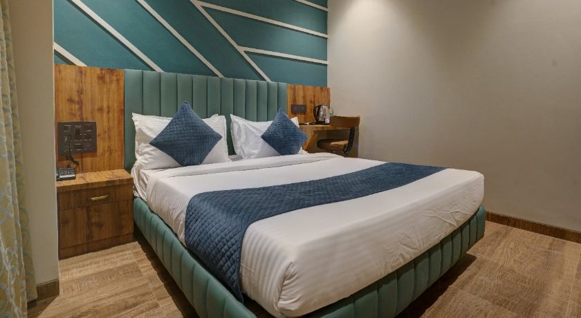 Starville Hotel in Mumbai