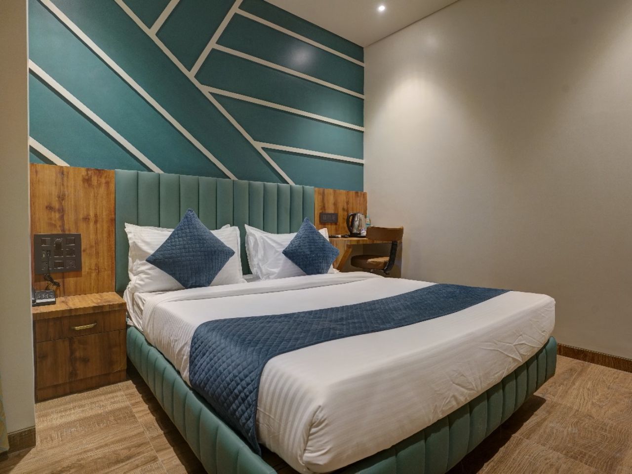 Starville Hotel in Mumbai