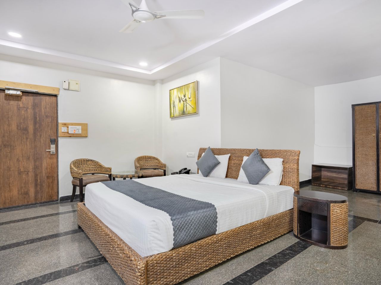 Hotel Lokis Forest Inn in Hyderabad