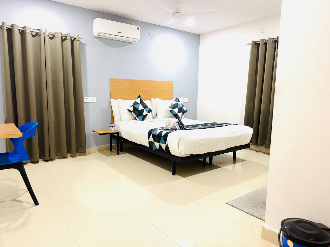 White Ridge Hotel KPHB in Hyderabad