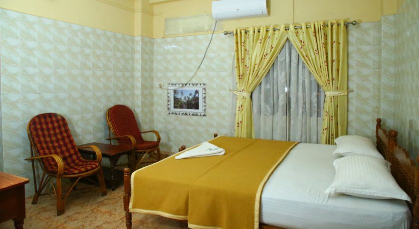 Hotel Lake Palace in Kottayam