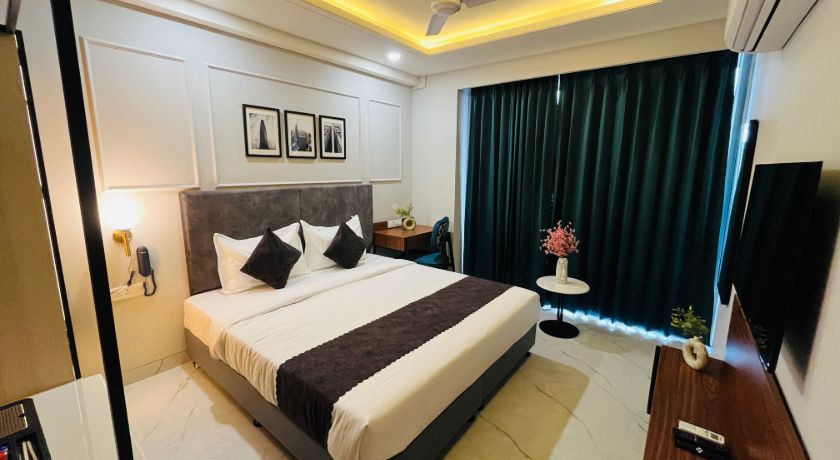 Saltstayz Premier- Arjun Marg in Gurgaon