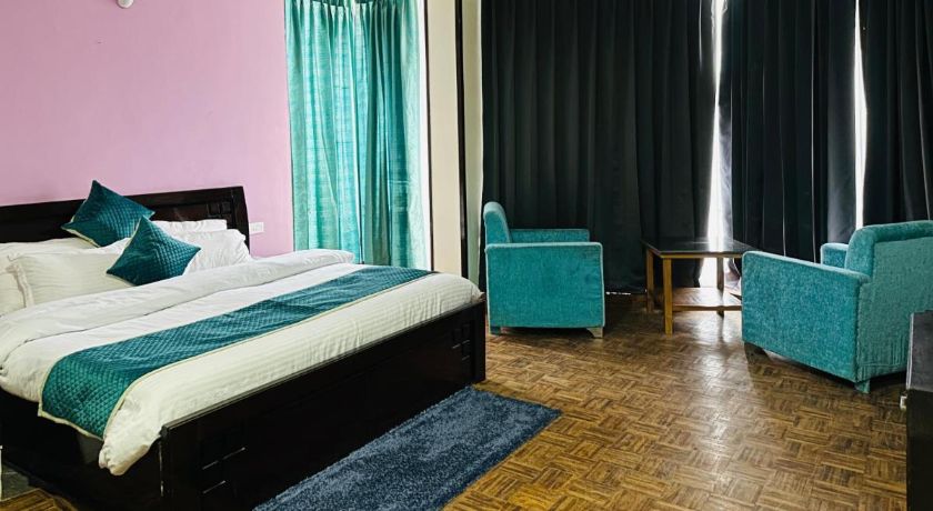 Hotel Rhodo Inn in Mussoorie