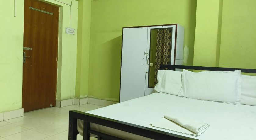 Jadavpur Aatithi in Kolkata