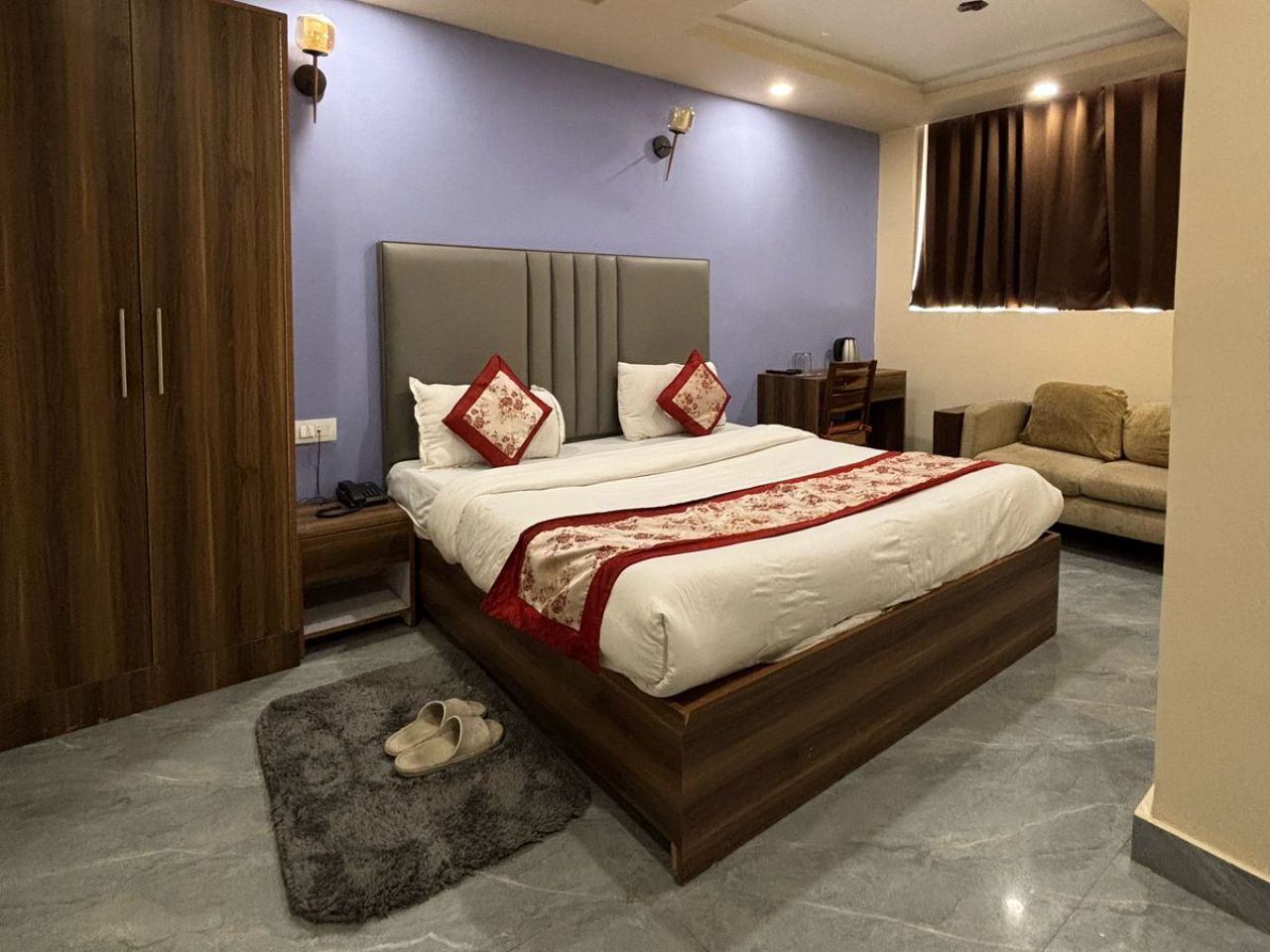 Hotel Mehak Palace in Noida