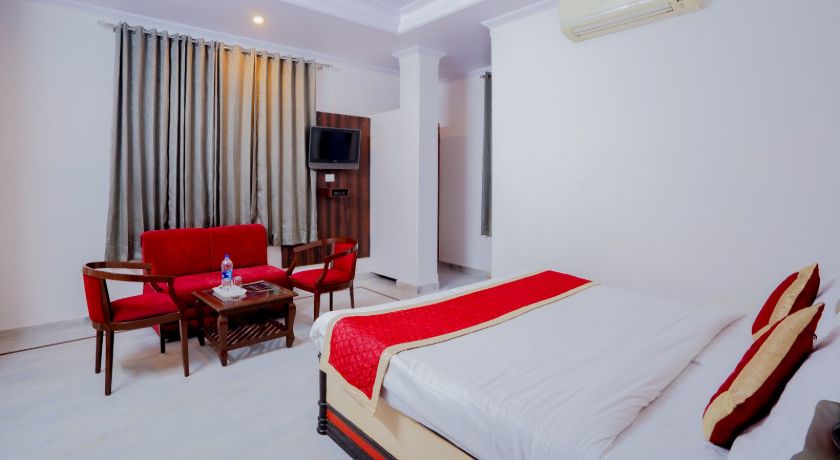 Mansarovar Palace in Jaipur