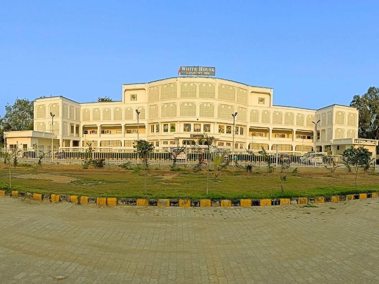 White House Country Inn By Pearl  in Jhajjar