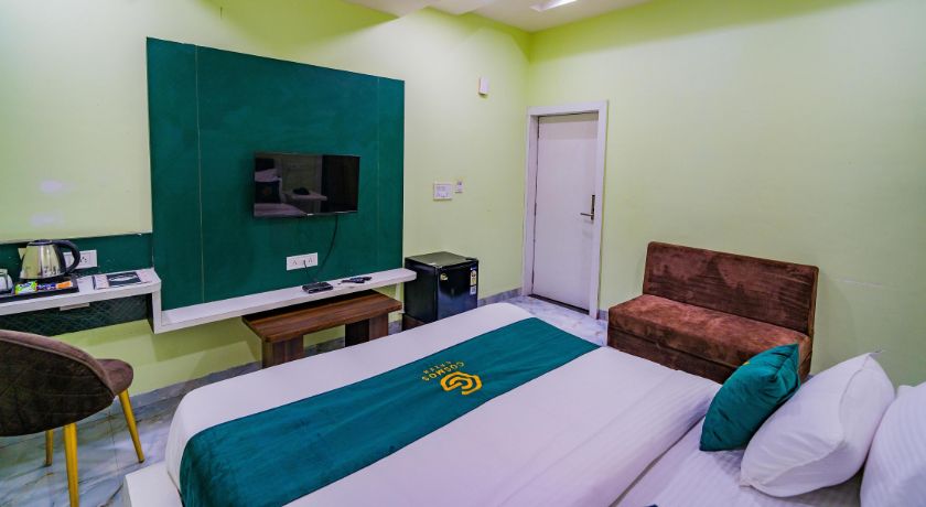 Hotel Kanha Shree by Cosmos Green in Indore