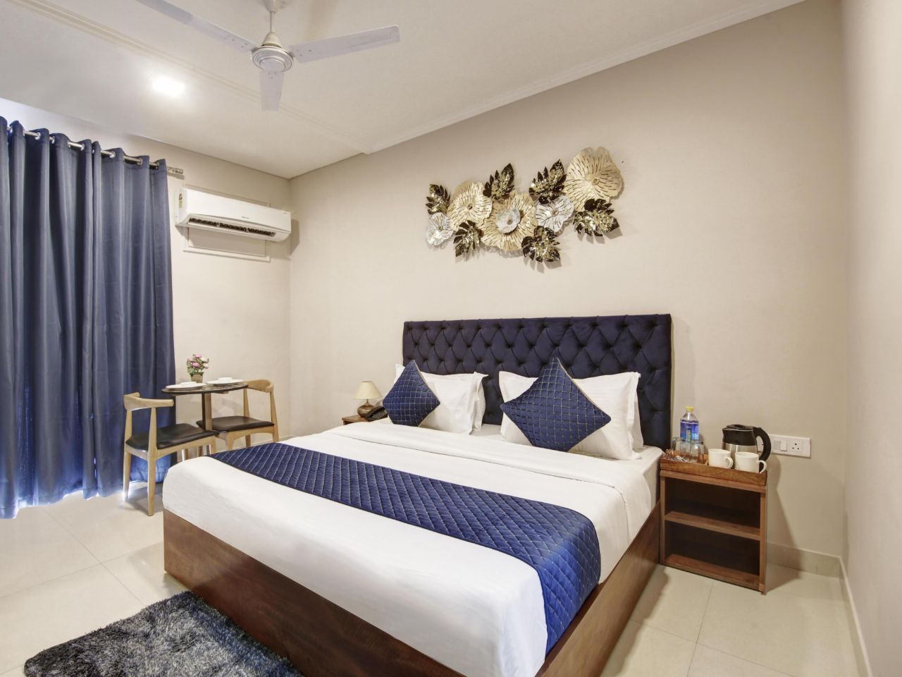 Limewood Stay - Huda City Center in Gurgaon