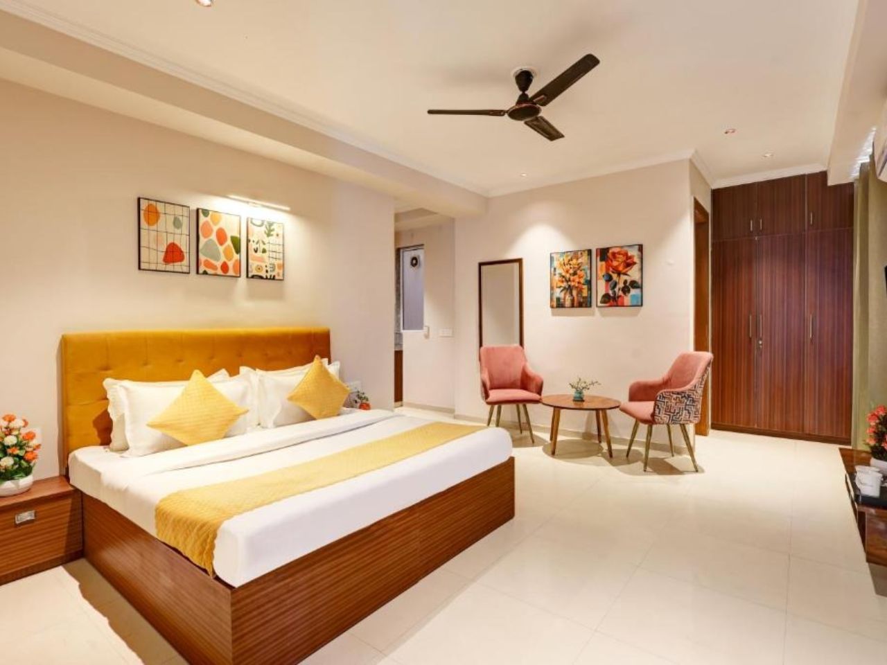 Limewood Stay Oasis in Gurgaon