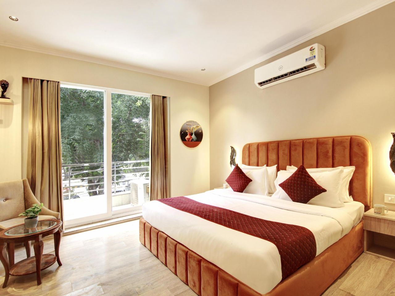 Limewood Stay - Mall 51 in Gurgaon