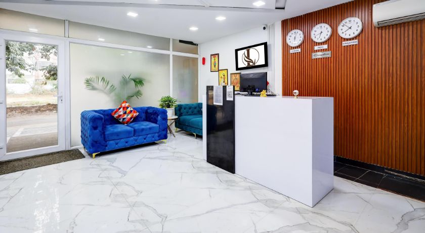 Limewood Stay Sector 29 in Gurgaon