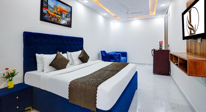 Limewood Stay Sector 29 in Gurgaon