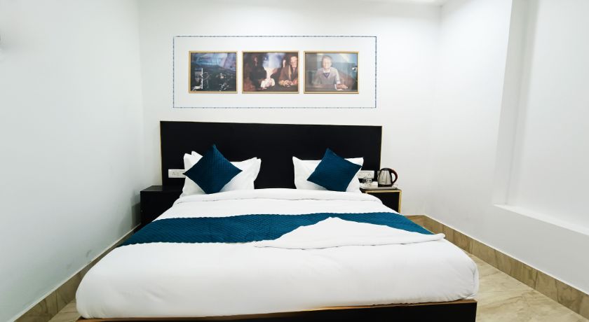 Hotel Corner View in Delhi