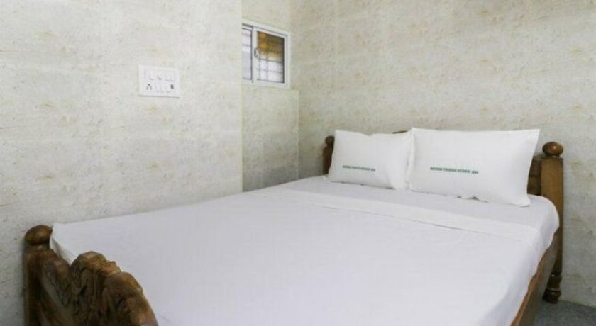 Mr. White Guest House in Chennai