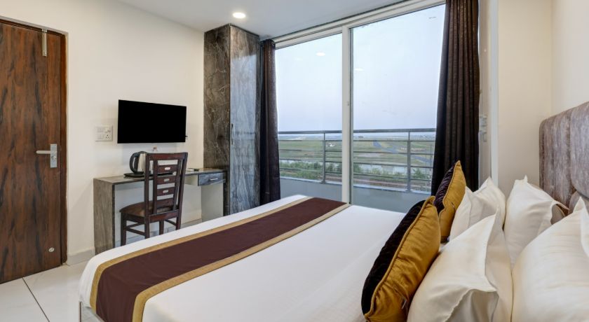 Hotel Airport Near Yashobhumi in Delhi