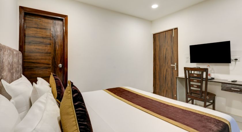 Hotel Airport Near Yashobhumi in Delhi