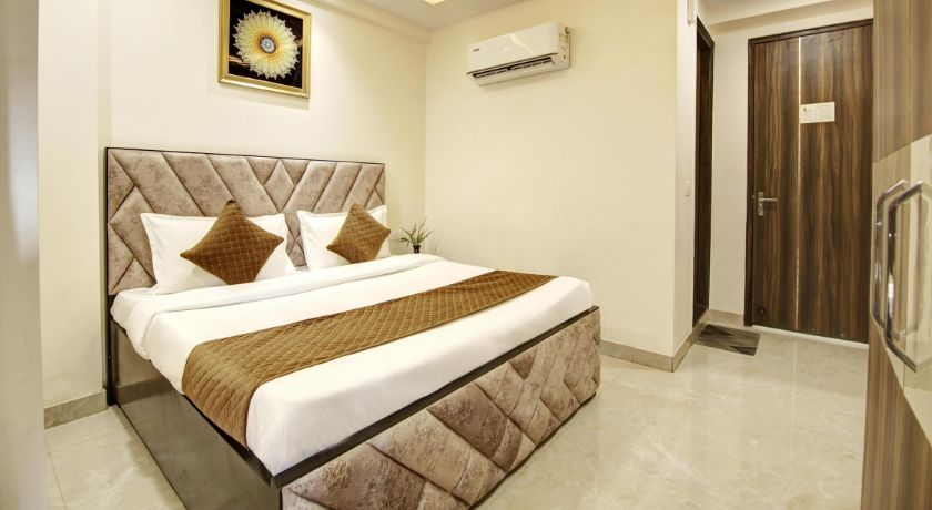 Limewood Stay - Golf Course Road in Gurgaon