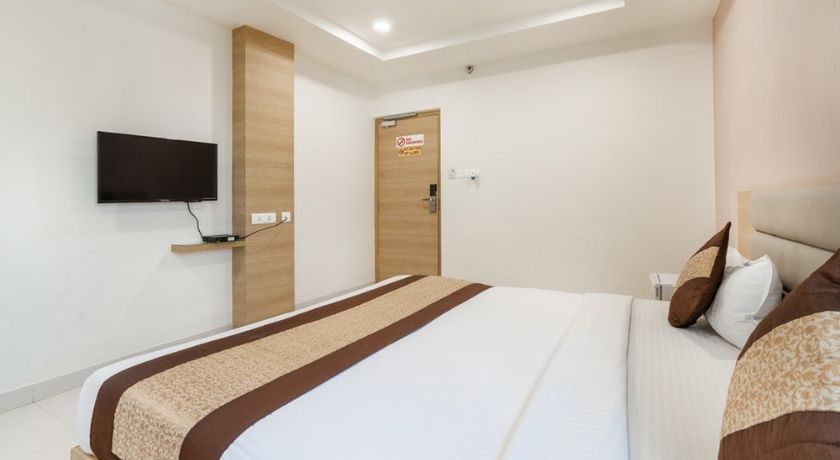 Hotel Veeraj Suites in Hyderabad