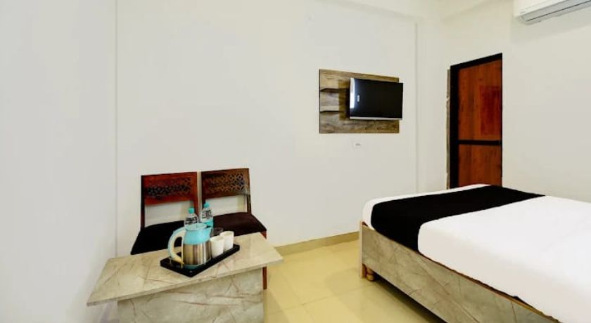 Hotel Aditya Inn in Jaipur