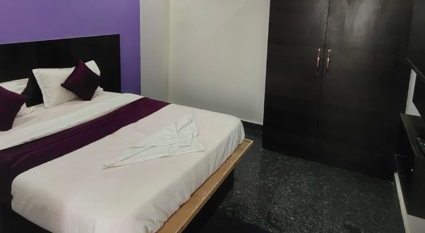 Hotel Heaven Stay in Hyderabad