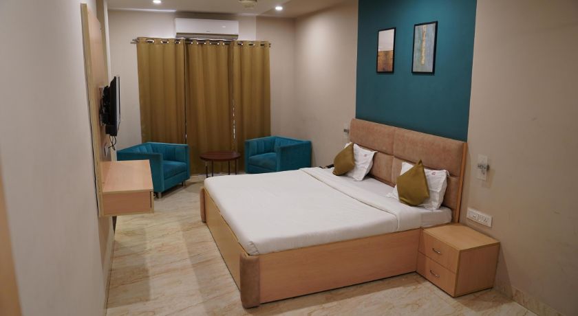 Hotel Urban House in Bhopal