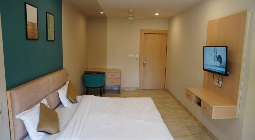 Hotel Urban House in Bhopal