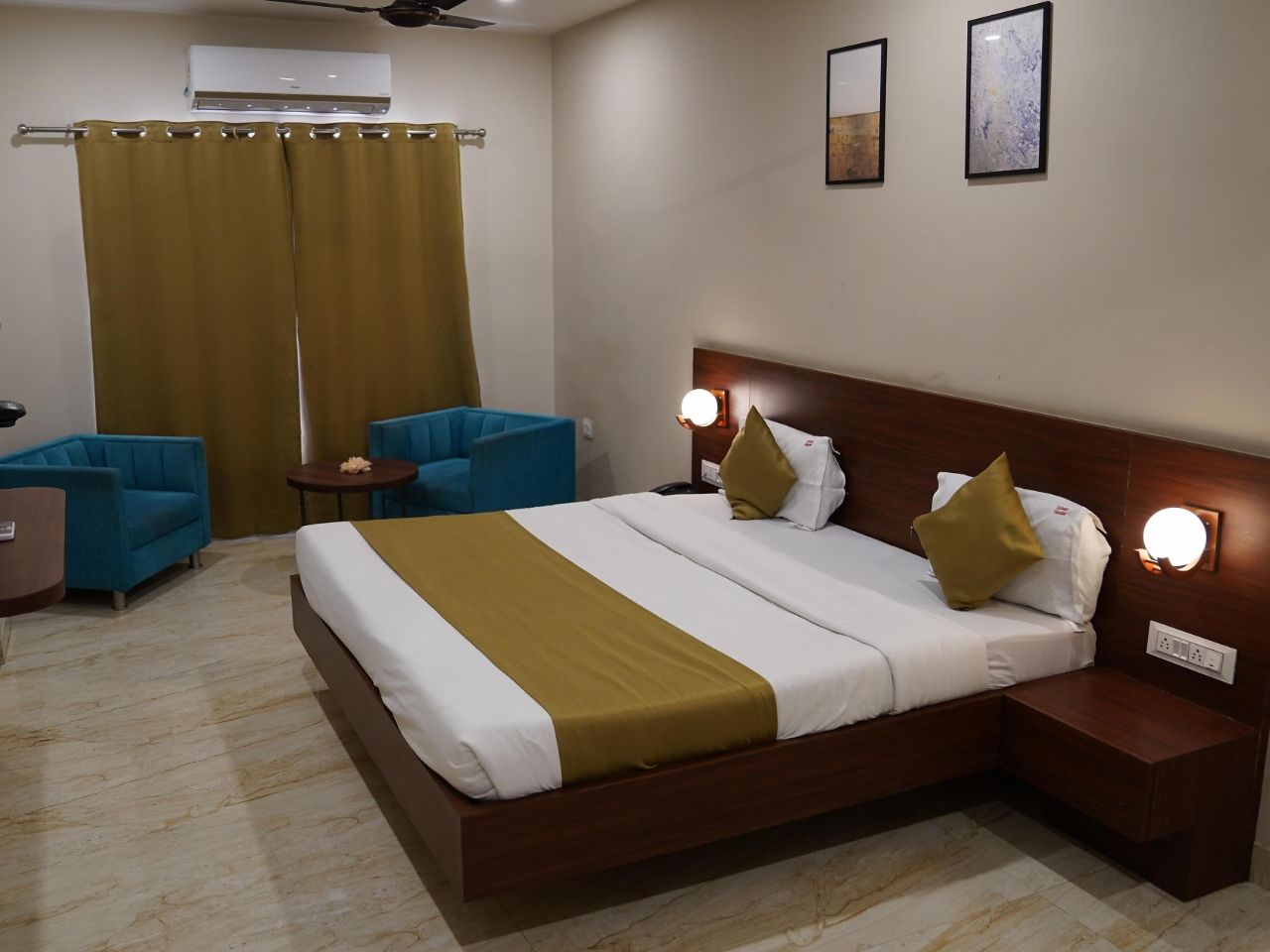 Hotel Urban House in Bhopal