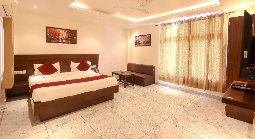 Crystal Suites in Lucknow