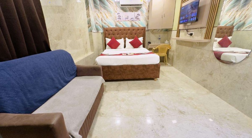 Hotel New York by Stayzy Rooms in Mumbai