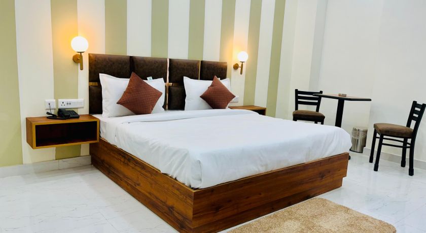 Hotel Green Plaza in Sonipat