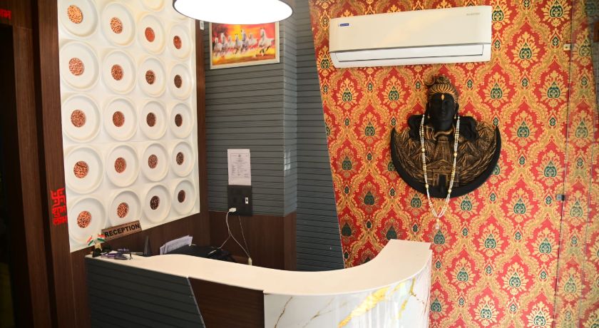 Hotel Baba Vishwanath Palace in Prayagraj