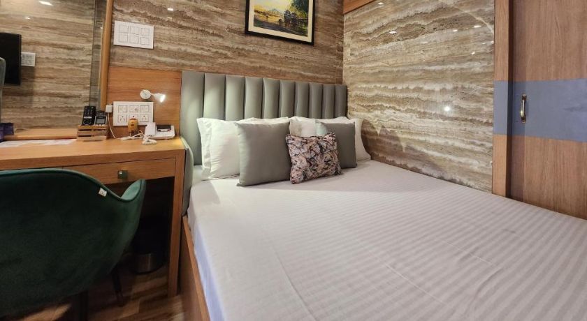 Hotel The City of Joy in Kolkata