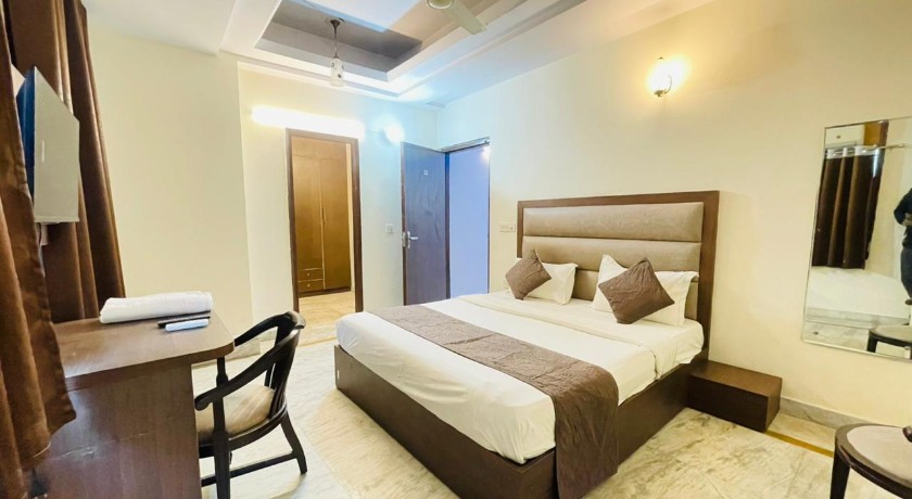 New South Paradise in Delhi