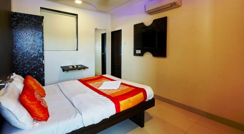 Hotel Adnoc Inn in Mumbai