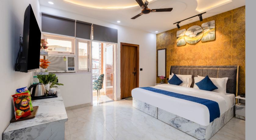 Hotel Amaze Stays in Noida