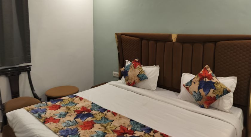 Farmhouse Inn in Delhi