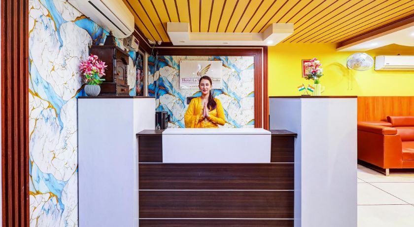 Hotel Vibe Blue in Noida