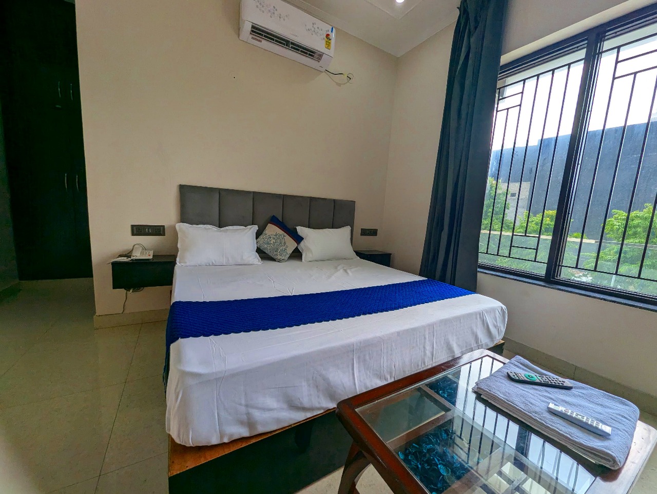 Hotel Radiant Blu in Noida