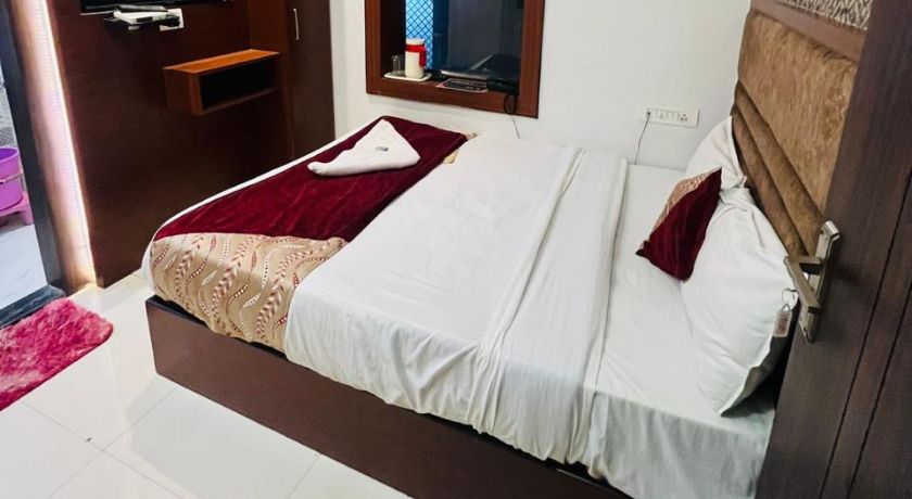 Goel Inn in Prayagraj