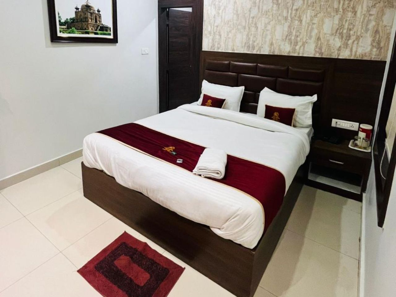 Goel Inn in Prayagraj