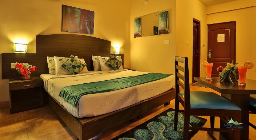 Misty Mountain Resort in Munnar