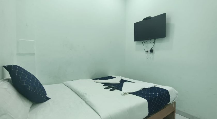 Hotel Sea Rose in Mumbai