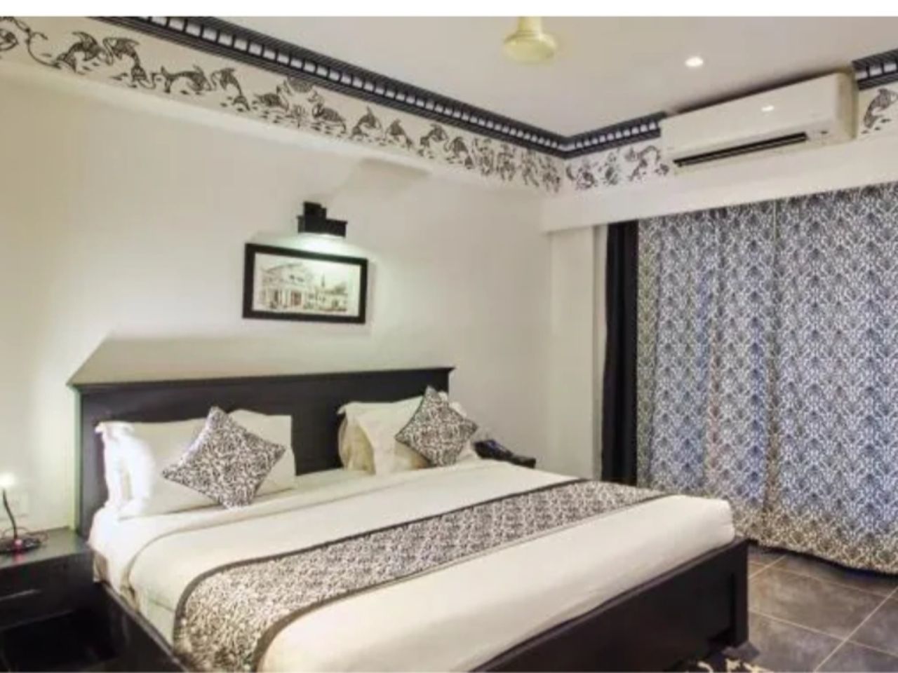 Liwa Hotel in Bangalore