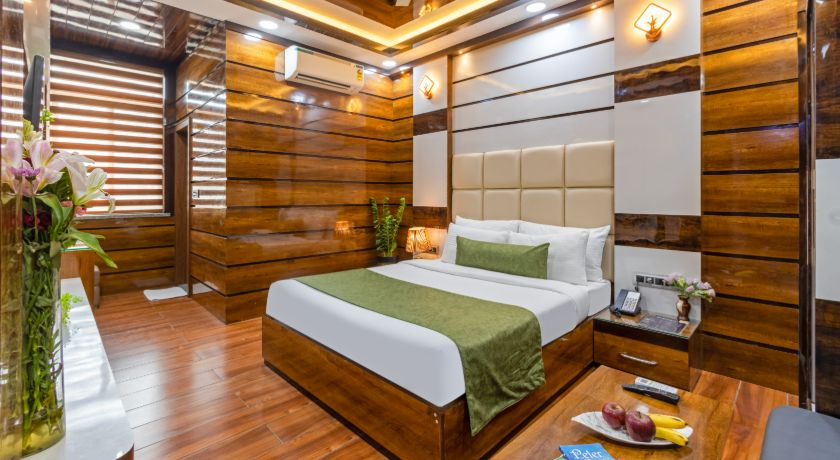 OPO Essential Rodali in Delhi