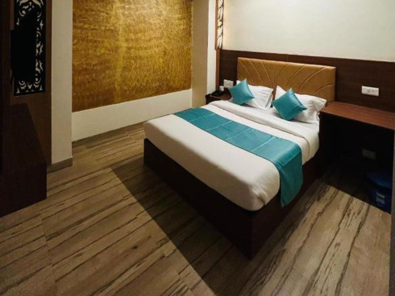 Hotel Le West in Mumbai